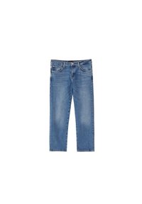 Jeans en denim bleu avec un design classique à cinq poches et fermeture à bouton, présentés à plat sur un fond blanc.