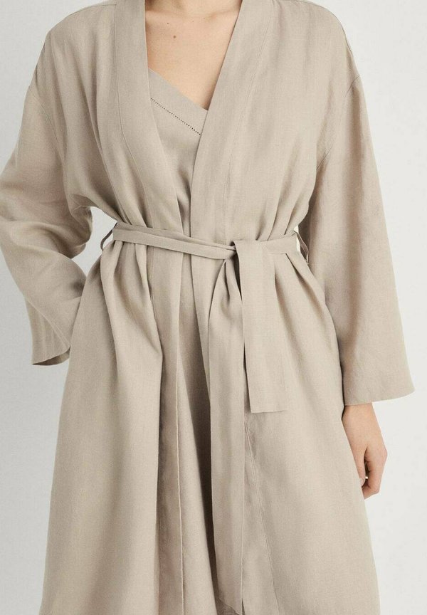 Dressing gown - sand4