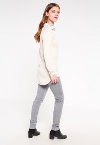 ONLY ONLMILA LACY L S LONG  - Camisola - oatmeal