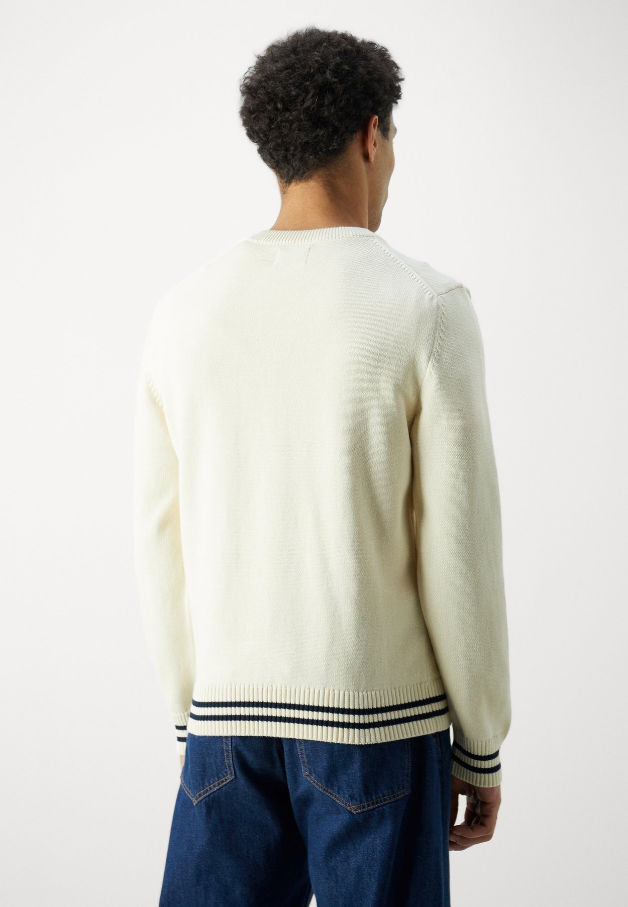 COLLEGIATE C NECK