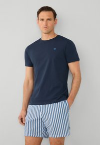 Unausgewählt, navy