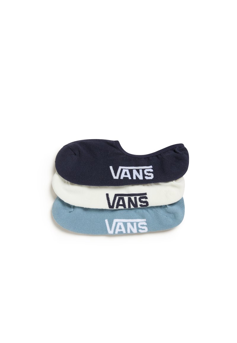 Tre par Vans sokker i marineblå, hvid og lyseblå. Hver af dem har Vans-logoet i kontrasterende hvid tekst. Lav skæring og glat tekstur.