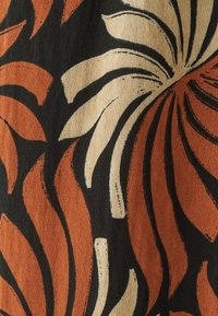 Ikke valgt, golden leaf