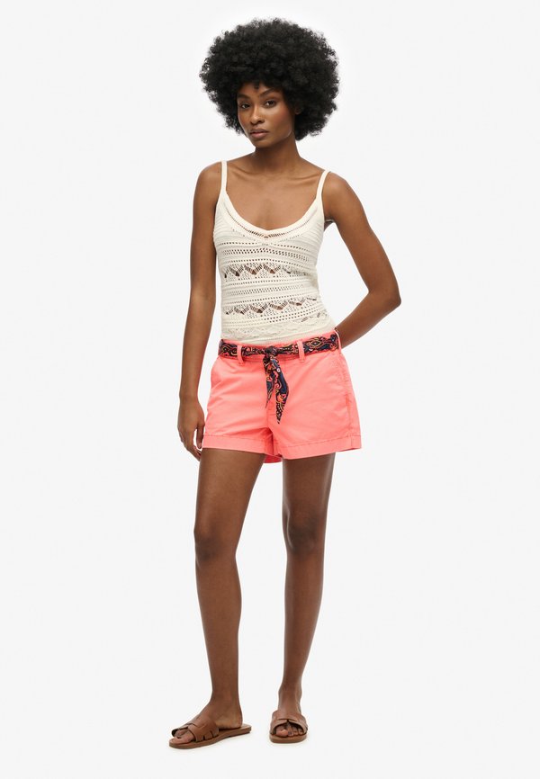 CLASSIC - Shorts - volcanic coral