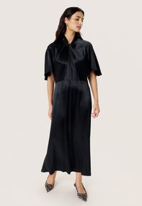 Soaked in Luxury Maxi dress - black