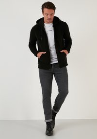 Buratti REGULAR FIT - Giacca in pile - black