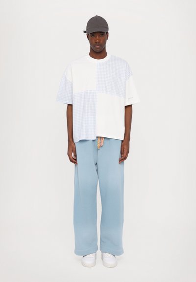 Bonsai CHECK TEE UNISEX - T-shirt imprimé - white\azure