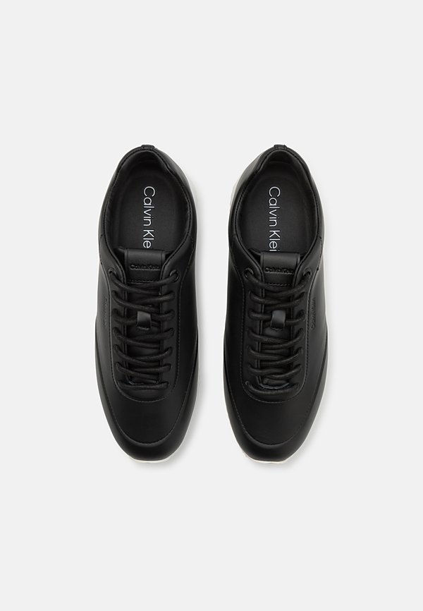 RUNNER LACE UP - Trainers3