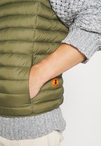 Save the duck ADAM - Bodywarmer - dusty olive