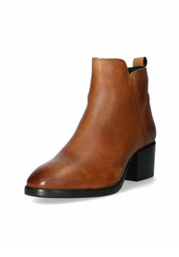 Stivaletto in pelle marrone con punta affusolata, tacco a blocco nero e design minimalista. Nessun hardware o motivo visibile.