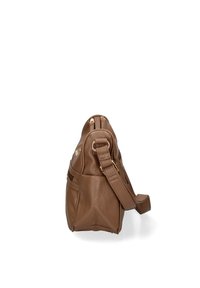 Borsa a tracolla in pelle marrone con finitura testurizzata, chiusure con zip, una tracolla regolabile e una tasca laterale per ulteriore spazio di archiviazione.