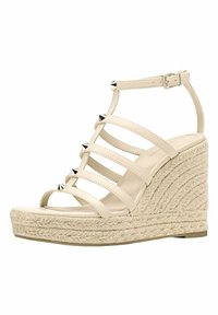 Stradivarius Sandály na platformě - nude