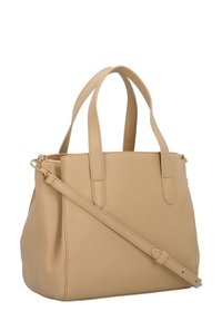 Beige læder tote taske med dobbelte top håndtag og en aftagelig skulderrem. Har en tekstureret finish og accents i guld-tone hardware.