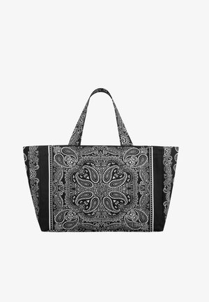 Czarna torba typu tote z białymi, misternymi wzorami paisley i kwiatowymi, wyposażona w dwa uchwyty oraz małe logo "LEBRAND" w rogu.