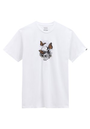Camiseta blanca de Vans con un gráfico central de una calavera rodeada por tres mariposas naranjas y negras.