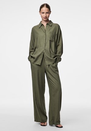 Pieces PCPIA HW WIDE PANTS WVN NOOS - Nadrágok - deep lichen green