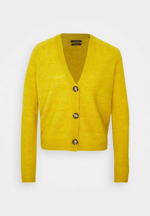 Gul cardigan med V-hals, lange ærmer og fem knapper foran. Blød tekstur og tætsiddende design.