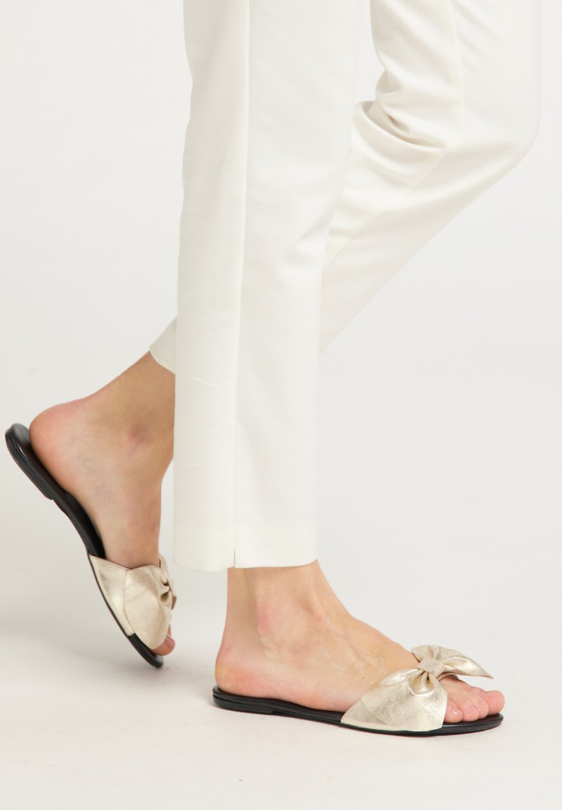 IZIA Slip-on sandaler - gold metallic
