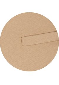 Kulatý béžový textilní povrch s texturovanou tkaninou, s malou plochou textilní částí našitou uprostřed pro detail.