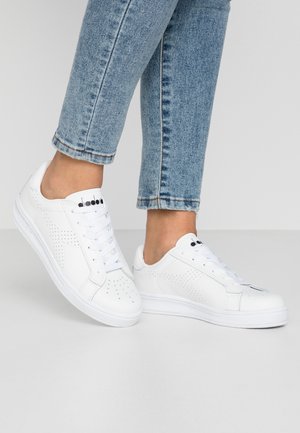 MARTIN - Sneakers basse - white