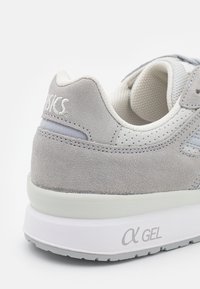 ASICS SportStyle GT-II UNISEX - Sapatilhas - glacier grey/piedmont grey