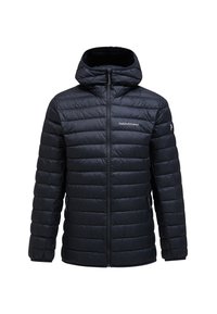 Sort puffer jakke med hætte, med quiltede sektioner, en lynlås foran og et Peak Performance-logo på brystet. Glat tekstur.