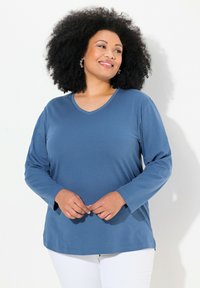 Ulla Popken GROSSE GRÖSSEN BASIC-V LANGARM  - Langarmshirt - ink blue