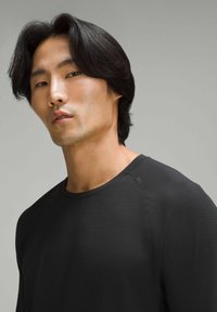 lululemon License to Train - Ilgarankovis viršutinės dalies drabužis - black