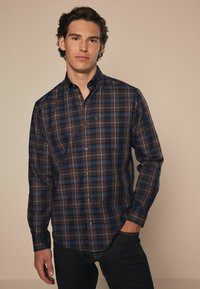 Next EASY OXFORD - Camisa - neutral brown check