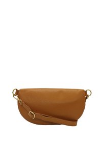 Sac à main en cuir marron avec une forme arrondie, doté d'une finition texturée, de quincaillerie dorée et d'une bandoulière ajustable. Idéal pour un usage décontracté.