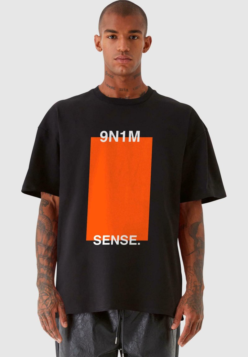 9N1M SENSE SQUARE  - T-shirts med print - black