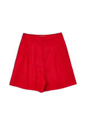 Shorts di lino rossi con un design plissettato, caratterizzati da una vita piatta, quattro tasche e una vestibilità rilassata. Texture liscia e colore vivace.