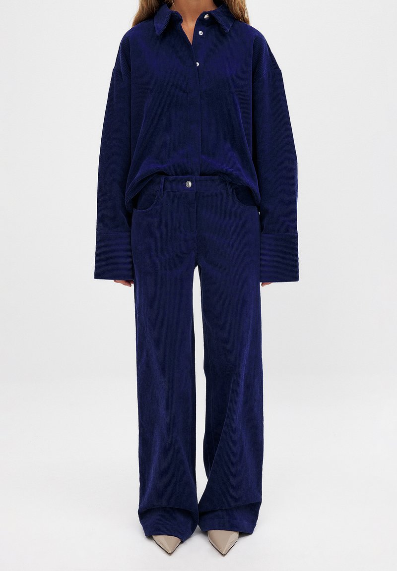 NA-KD WIDE LEG - Trousers - navy