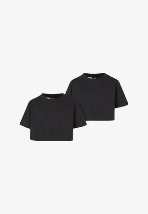 Két fekete, pamutból készült rövid ujjú, cropped póló. Kereknyakú, egyszerű, díszítetlen kialakítással.