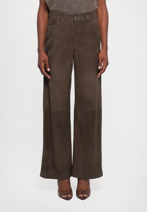 VICTORY - Leather trousers - pebble brown