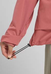 Jack Wolfskin TERRACADE - Blouson - mineral red