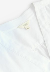 SHORT SLEEVE OVERHEAD - Blúzka - white