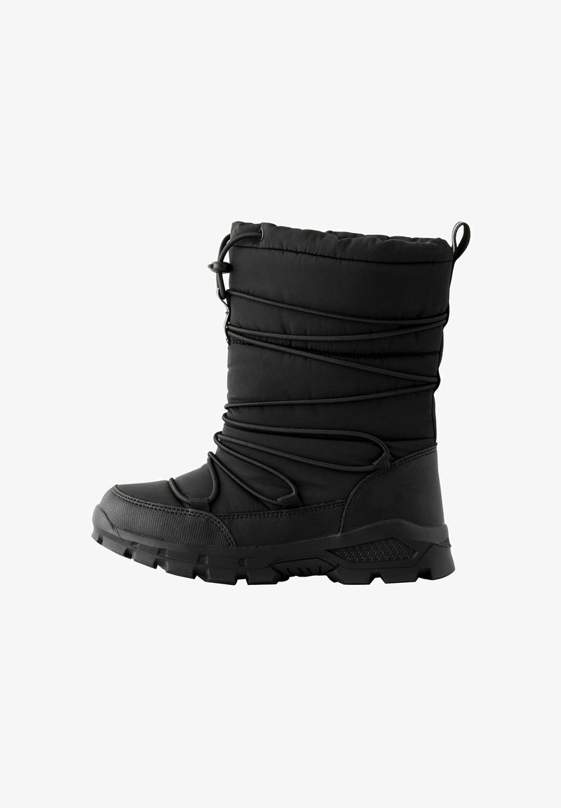 Juodos žieminės botai su paminkštintu viršumi, tekstūruotu guminiu padu, reguliuojamomis raištelėmis ir aukštu dizainu. Yra sustiprintas pirštas ir kulnas.