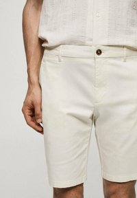 Mango Shorts - off-white