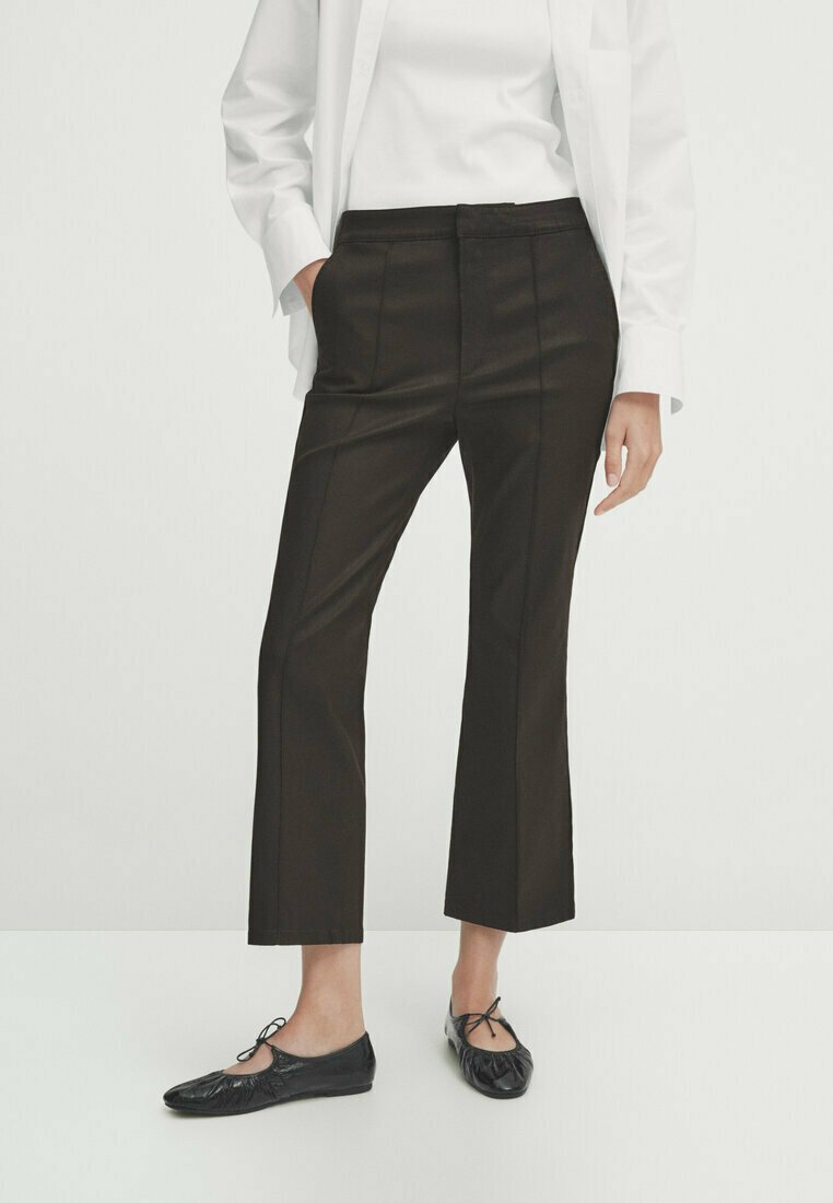 Massimo Dutti WAXED KICK FLARE WITH CENTRAL SEAM Stoffhose mottled