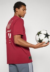 adidas Originals ARSENAL FC ICON bordowy