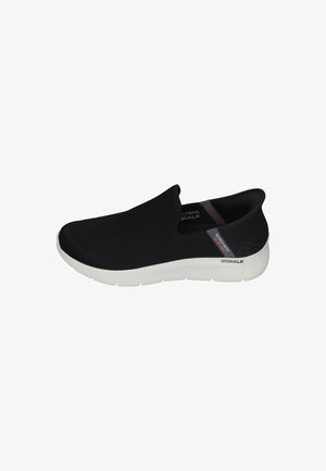 Schwarze Slipper-Sneaker mit strukturiertem Obermaterial, das für Komfort sorgt. Mit einer weißen Gummisohle und dezentem Branding an der Ferse.