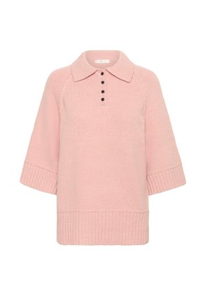 Suéter de punto rosa suave con mangas cortas, dobladillo y puños acanalados, un cuello y una tapeta de cuatro botones en el centro delantero.