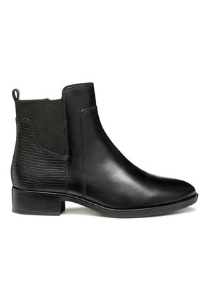 Bottine en cuir noir avec un panneau élastique texturé noir, bout rond et un petit talon bloc. Surface lisse avec un éclat subtil.