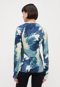 Columbia OMNI HEAT INFINITY CREW - Undertrøye - everblue/snowflight