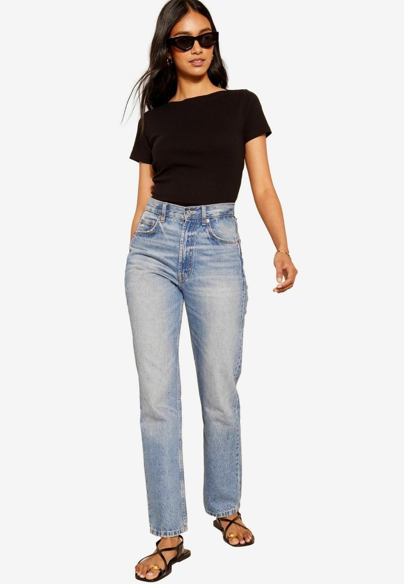 Friends Like These SHORT SLEEVE BOAT NECK  - Basic póló - black