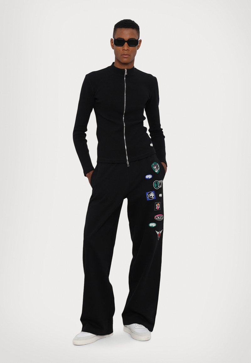 Dhruv Kapoor ZIPPED TURTLENECK UNISEX - Užtrauktuku užsegamas treningas - black