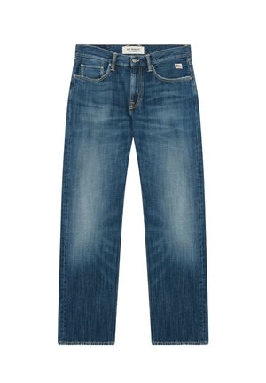 Jeans in denim blu con un design a gamba dritta, leggera scoloritura, dettagli cuciti, cinque tasche e una patch con logo sulla vita.