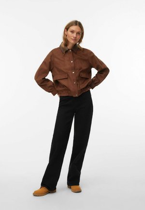 Vero Moda JACKET VMDARIAMARIA JACKET - Veste en similicuir - cocoa brown