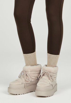 LACE-UP  - Snowboots  - white
